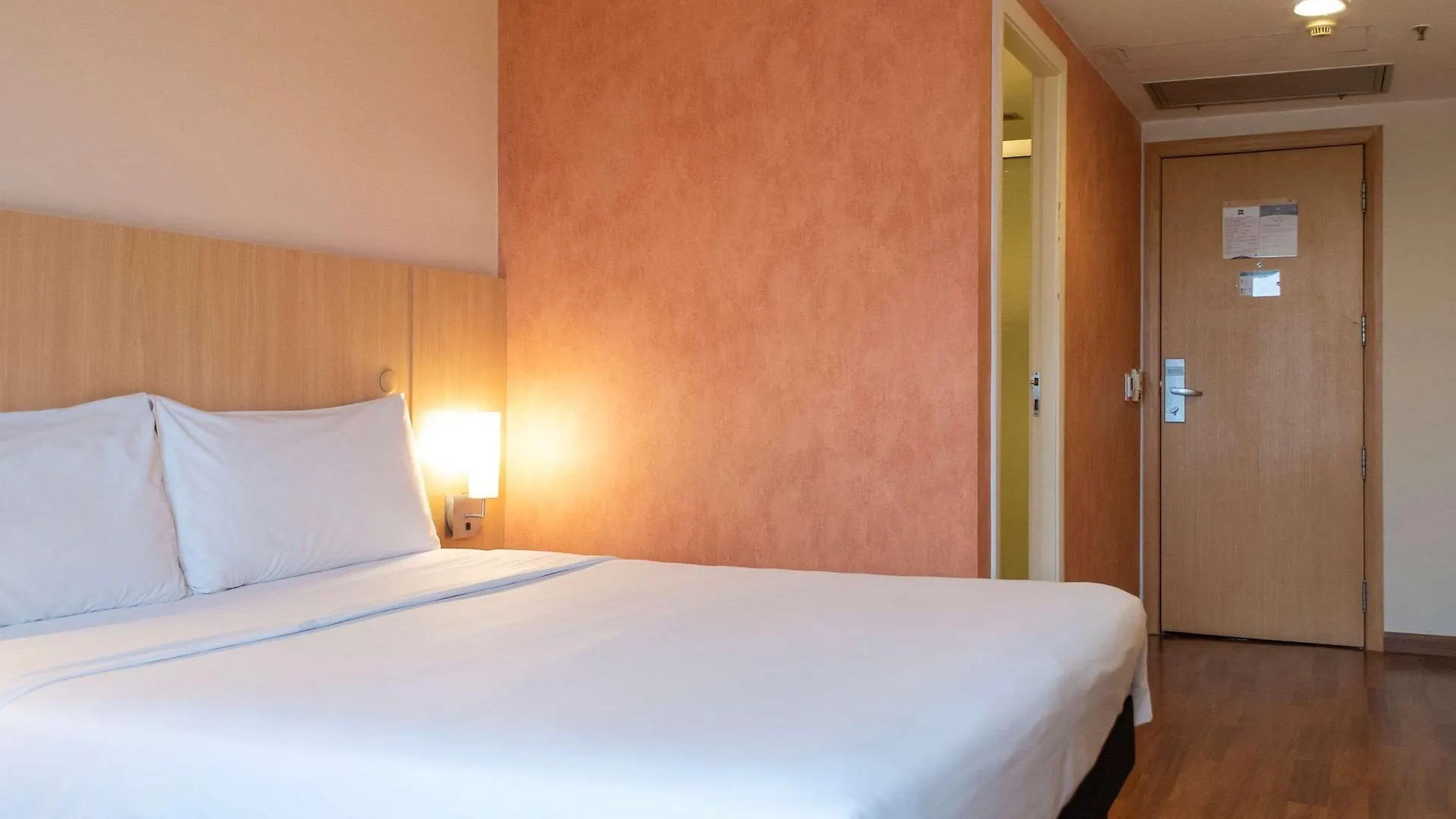 Ibis Sao Paulo Barra Funda Hotel