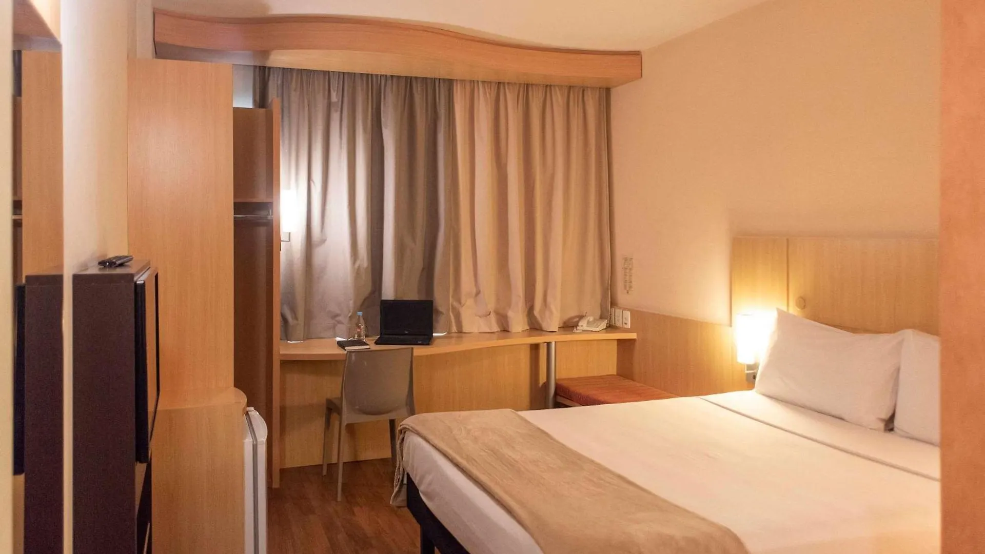 ***  Отель Ibis Sao Paulo Barra Funda Бразилия