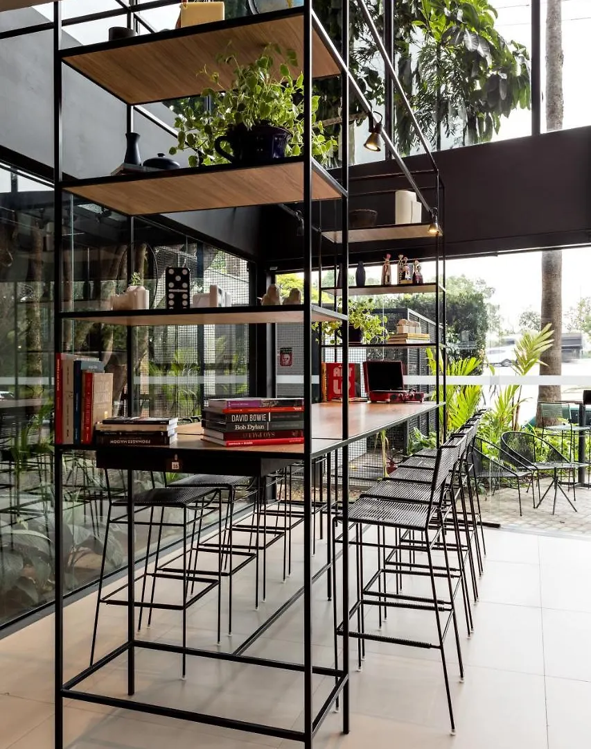 Отель Ibis Sao Paulo Barra Funda 3*,
